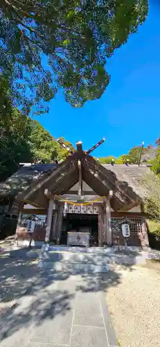 高家神社の{uncategorized: "未分類", other: "その他", undefined: "問題あり", building: "その他建物", grave: "お墓", sacred_gate: "鳥居", guardian: "狛犬", statue: "像", buddha: "仏像", history: "歴史", nature: "自然", garden: "庭園", animal: "動物", pagoda: "塔", temizu: "手水舎", mountain_gate: "山門・神門", sanctuary: "本殿・本堂", subordinate: "末社・摂社", art: "芸術", scenery: "景色", jizo: "地蔵", ema: "絵馬", goshuin: "御朱印", omikuji: "おみくじ", items: "授与品その他", amulet: "お守り", goshuincho: "御朱印帳", eats: "食事", festival: "お祭り", votive_dance: "神楽", shichigosan: "七五三参", wedding: "結婚式", experience: "体験その他", initially: "初詣", around: "周辺", anti_infection: "感染症対策"}