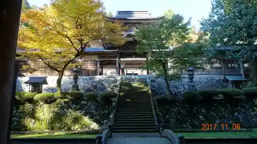 永平寺の山門