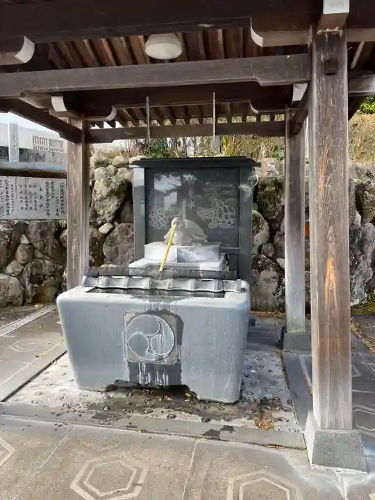 八幡竃門神社の手水舎