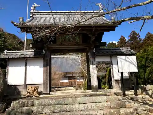 桃林寺の山門