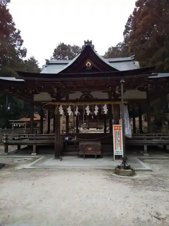 大笹原神社の本殿・本堂