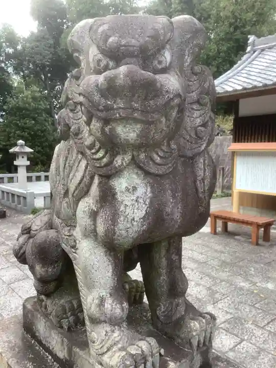 日吉神社(上社)の狛犬