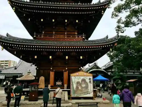 法楽寺の建物その他