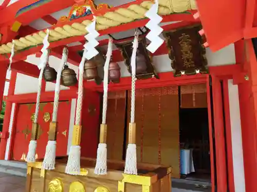 花園神社の本殿・本堂