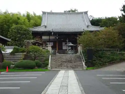 妙蓮寺の本殿・本堂