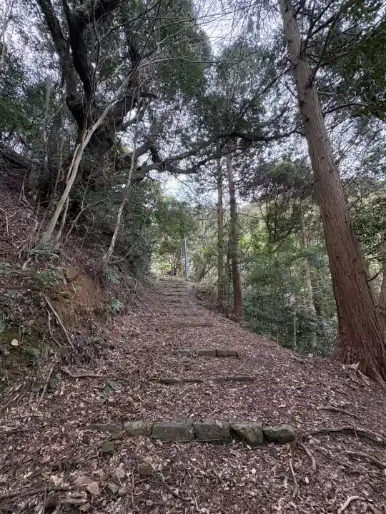 南明寺の{uncategorized: "未分類", other: "その他", undefined: "問題あり", building: "その他建物", grave: "お墓", sacred_gate: "鳥居", guardian: "狛犬", statue: "像", buddha: "仏像", history: "歴史", nature: "自然", garden: "庭園", animal: "動物", pagoda: "塔", temizu: "手水舎", mountain_gate: "山門・神門", sanctuary: "本殿・本堂", subordinate: "末社・摂社", art: "芸術", scenery: "景色", jizo: "地蔵", ema: "絵馬", goshuin: "御朱印", omikuji: "おみくじ", items: "授与品その他", amulet: "お守り", goshuincho: "御朱印帳", eats: "食事", festival: "お祭り", votive_dance: "神楽", shichigosan: "七五三参", wedding: "結婚式", experience: "体験その他", initially: "初詣", around: "周辺", anti_infection: "感染症対策"}