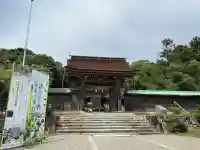 氣多大社の{uncategorized: "未分類", other: "その他", undefined: "問題あり", building: "その他建物", grave: "お墓", sacred_gate: "鳥居", guardian: "狛犬", statue: "像", buddha: "仏像", history: "歴史", nature: "自然", garden: "庭園", animal: "動物", pagoda: "塔", temizu: "手水舎", mountain_gate: "山門・神門", sanctuary: "本殿・本堂", subordinate: "末社・摂社", art: "芸術", scenery: "景色", jizo: "地蔵", ema: "絵馬", goshuin: "御朱印", omikuji: "おみくじ", items: "授与品その他", amulet: "お守り", goshuincho: "御朱印帳", eats: "食事", festival: "お祭り", votive_dance: "神楽", shichigosan: "七五三参", wedding: "結婚式", experience: "体験その他", initially: "初詣", around: "周辺", anti_infection: "感染症対策"}