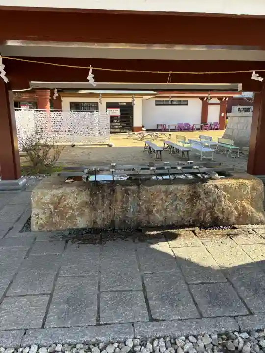 一畑山薬師寺 岡崎本堂の{uncategorized: "未分類", other: "その他", undefined: "問題あり", building: "その他建物", grave: "お墓", sacred_gate: "鳥居", guardian: "狛犬", statue: "像", buddha: "仏像", history: "歴史", nature: "自然", garden: "庭園", animal: "動物", pagoda: "塔", temizu: "手水舎", mountain_gate: "山門・神門", sanctuary: "本殿・本堂", subordinate: "末社・摂社", art: "芸術", scenery: "景色", jizo: "地蔵", ema: "絵馬", goshuin: "御朱印", omikuji: "おみくじ", items: "授与品その他", amulet: "お守り", goshuincho: "御朱印帳", eats: "食事", festival: "お祭り", votive_dance: "神楽", shichigosan: "七五三参", wedding: "結婚式", experience: "体験その他", initially: "初詣", around: "周辺", anti_infection: "感染症対策"}