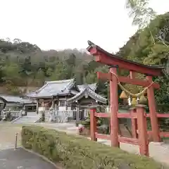 瓶井神社の建物その他