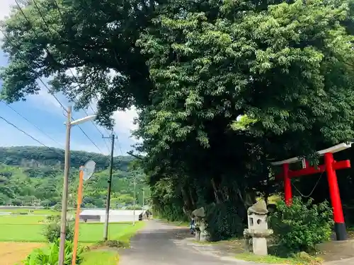 鬼丸神社の周辺