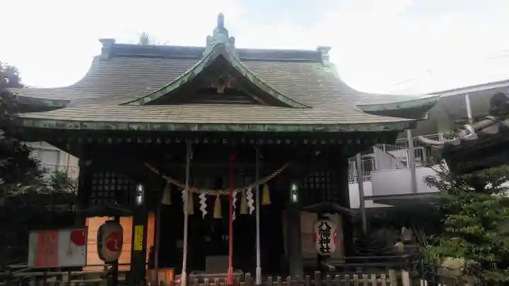 八幡神社の本殿・本堂