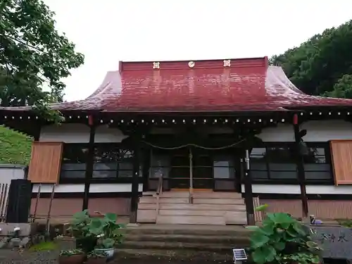 伊勢原 法泉寺の本殿・本堂