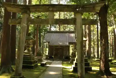日用神社の鳥居