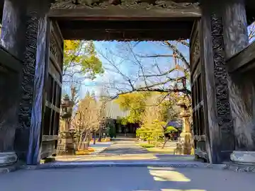 恩任寺の本殿・本堂