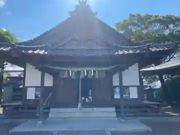嘉母神社の本殿・本堂