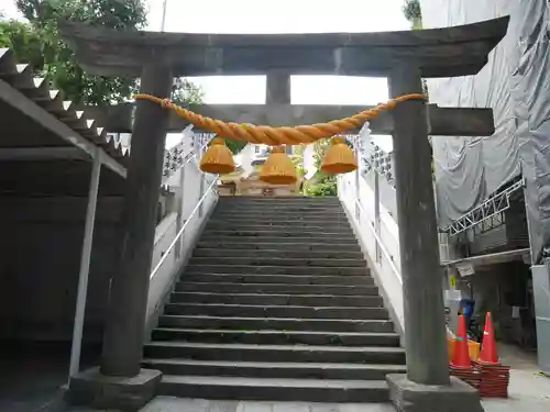 高輪神社の鳥居