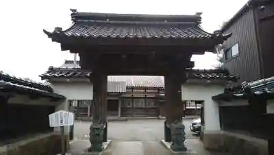 浄安寺の山門
