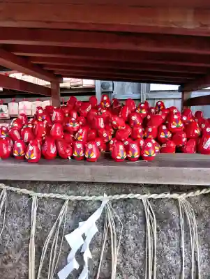 市比賣神社の{uncategorized: "未分類", other: "その他", undefined: "問題あり", building: "その他建物", grave: "お墓", sacred_gate: "鳥居", guardian: "狛犬", statue: "像", buddha: "仏像", history: "歴史", nature: "自然", garden: "庭園", animal: "動物", pagoda: "塔", temizu: "手水舎", mountain_gate: "山門・神門", sanctuary: "本殿・本堂", subordinate: "末社・摂社", art: "芸術", scenery: "景色", jizo: "地蔵", ema: "絵馬", goshuin: "御朱印", omikuji: "おみくじ", items: "授与品その他", amulet: "お守り", goshuincho: "御朱印帳", eats: "食事", festival: "お祭り", votive_dance: "神楽", shichigosan: "七五三参", wedding: "結婚式", experience: "体験その他", initially: "初詣", around: "周辺", anti_infection: "感染症対策"}
