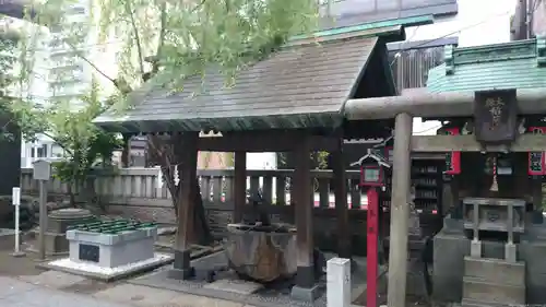 三島神社の手水舎