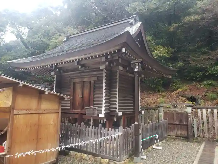伊奈波神社の末社・摂社