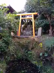 横浜御嶽神社の末社