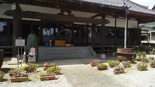 東光寺の本殿・本堂