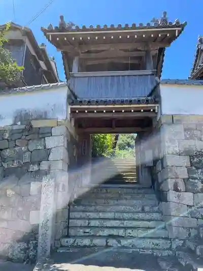 浄運寺の山門