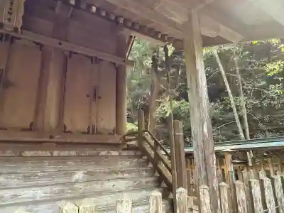 伊野天照皇大神宮の{uncategorized: "未分類", other: "その他", undefined: "問題あり", building: "その他建物", grave: "お墓", sacred_gate: "鳥居", guardian: "狛犬", statue: "像", buddha: "仏像", history: "歴史", nature: "自然", garden: "庭園", animal: "動物", pagoda: "塔", temizu: "手水舎", mountain_gate: "山門・神門", sanctuary: "本殿・本堂", subordinate: "末社・摂社", art: "芸術", scenery: "景色", jizo: "地蔵", ema: "絵馬", goshuin: "御朱印", omikuji: "おみくじ", items: "授与品その他", amulet: "お守り", goshuincho: "御朱印帳", eats: "食事", festival: "お祭り", votive_dance: "神楽", shichigosan: "七五三参", wedding: "結婚式", experience: "体験その他", initially: "初詣", around: "周辺", anti_infection: "感染症対策"}