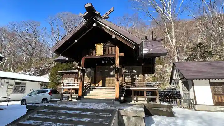 湯澤神社の本殿・本堂