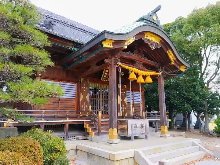 八劔神社(巨海町)の本殿・本堂