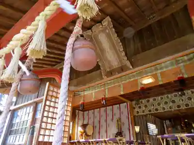 鶴峯八幡宮の本殿・本堂