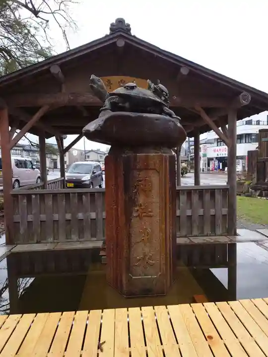 青海神社(新潟県)