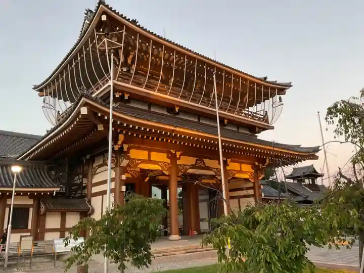 真宗大谷派名古屋別院(愛知県)