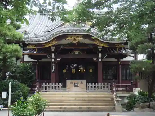 長照寺の本殿・本堂