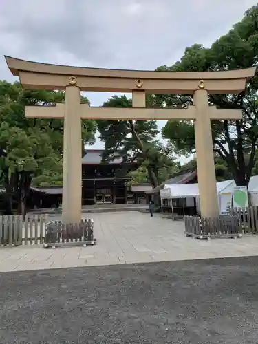 明治神宮の鳥居