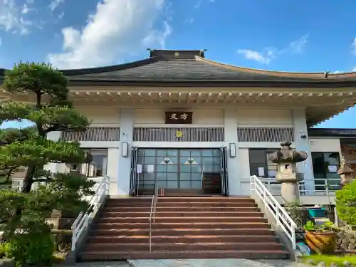 常保寺の本殿・本堂