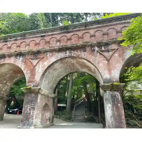 南禅寺の{uncategorized: "未分類", other: "その他", undefined: "問題あり", building: "その他建物", grave: "お墓", sacred_gate: "鳥居", guardian: "狛犬", statue: "像", buddha: "仏像", history: "歴史", nature: "自然", garden: "庭園", animal: "動物", pagoda: "塔", temizu: "手水舎", mountain_gate: "山門・神門", sanctuary: "本殿・本堂", subordinate: "末社・摂社", art: "芸術", scenery: "景色", jizo: "地蔵", ema: "絵馬", goshuin: "御朱印", omikuji: "おみくじ", items: "授与品その他", amulet: "お守り", goshuincho: "御朱印帳", eats: "食事", festival: "お祭り", votive_dance: "神楽", shichigosan: "七五三参", wedding: "結婚式", experience: "体験その他", initially: "初詣", around: "周辺", anti_infection: "感染症対策"}