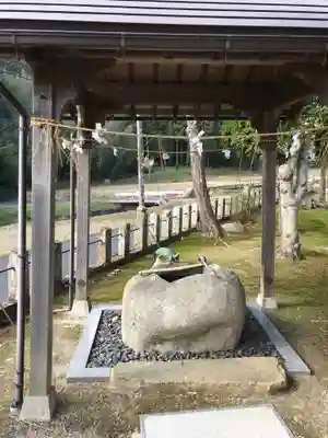 多太神社の手水舎