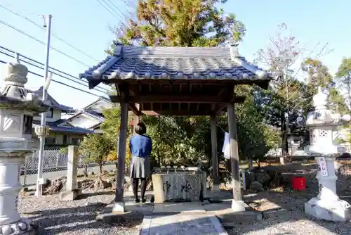 八幡神社の手水