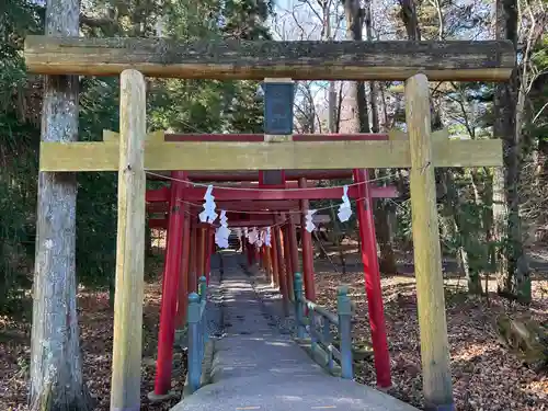 新屋山神社(山梨県)