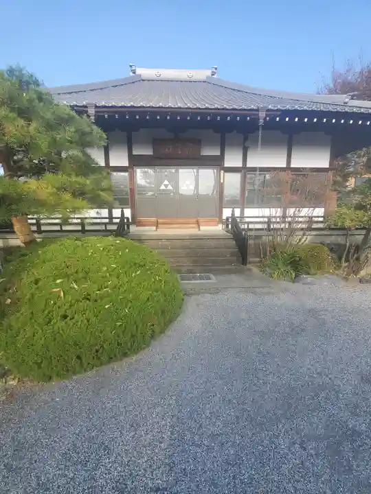 華厳寺の本殿・本堂
