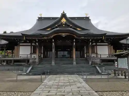 倶利迦羅不動寺鳳凰殿の本殿