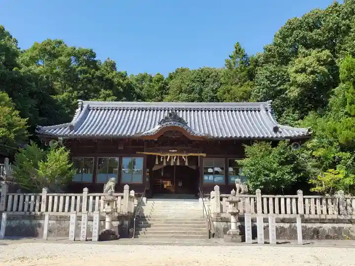 平之荘神社の本殿・本堂