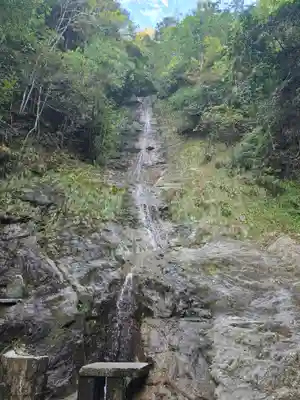 満願滝弁財天(大阪府)