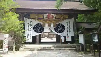 熊野本宮大社の山門・神門