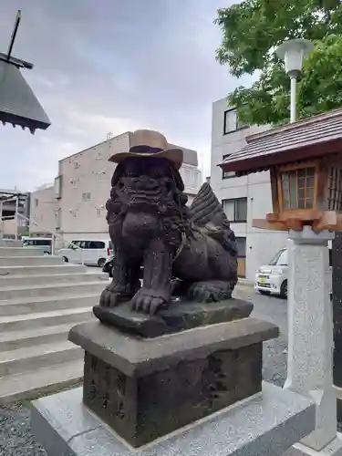 札幌諏訪神社の狛犬