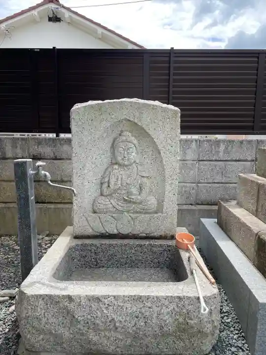 東勝寺の手水舎