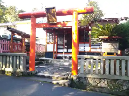 粟島神社の鳥居