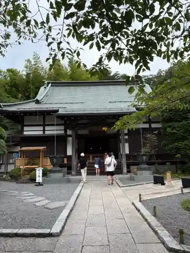 報国寺の{uncategorized: "未分類", other: "その他", undefined: "問題あり", building: "その他建物", grave: "お墓", sacred_gate: "鳥居", guardian: "狛犬", statue: "像", buddha: "仏像", history: "歴史", nature: "自然", garden: "庭園", animal: "動物", pagoda: "塔", temizu: "手水舎", mountain_gate: "山門・神門", sanctuary: "本殿・本堂", subordinate: "末社・摂社", art: "芸術", scenery: "景色", jizo: "地蔵", ema: "絵馬", goshuin: "御朱印", omikuji: "おみくじ", items: "授与品その他", amulet: "お守り", goshuincho: "御朱印帳", eats: "食事", festival: "お祭り", votive_dance: "神楽", shichigosan: "七五三参", wedding: "結婚式", experience: "体験その他", initially: "初詣", around: "周辺", anti_infection: "感染症対策"}