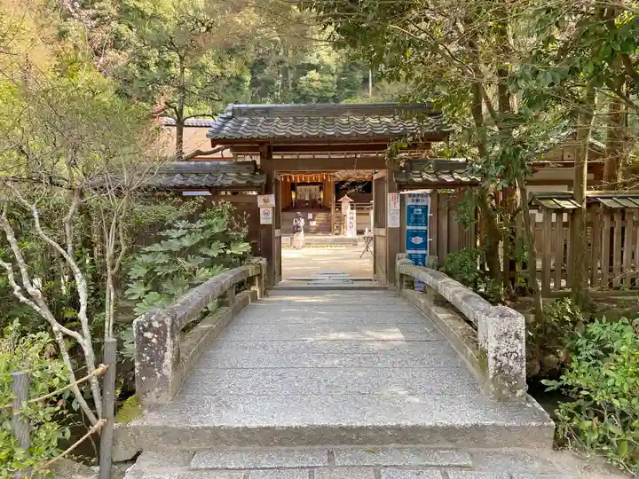 宇治上神社の山門・神門